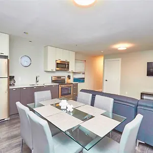 Luxury Boutique Two Bedroom 2b Niagara Falls