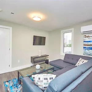 Luxury Boutique 2bedroom 3b Niagara Falls