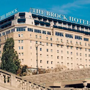 Resort The Brock Fallsview, Tapestry By Hilton, Niagara-Fälle