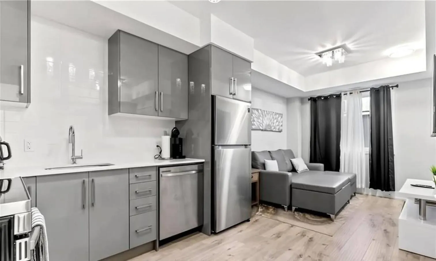 Cozy 1Br15 Bath Unit-Walk To Fallscasino Niagara Falls Holiday home